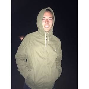 Meet your Posher, Cj